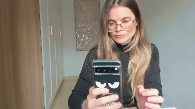 Nadona webcam model stream image