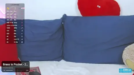 -Lorik- webcam stripchat model stream image