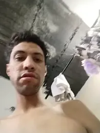 AlejandreBy webcam model stream image