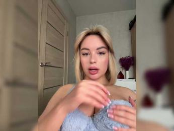 Mila-m webcam bongacams model stream image