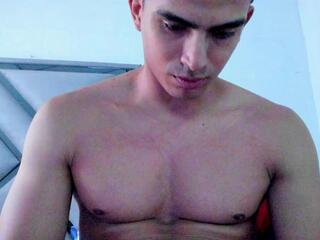 Tyler Durdeen webcam model stream image