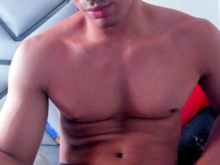 Tyler Durdeen webcam model stream image