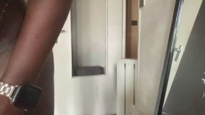 Jolie200 webcam model stream image