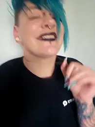 PinkTheHawk webcam model stream image