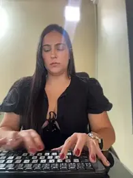 kendall_52 webcam stripchat model stream image