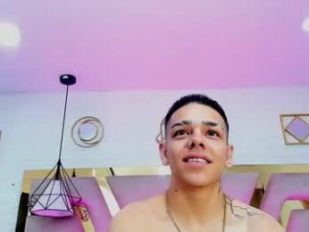 kim69_and_noah webcam model stream image