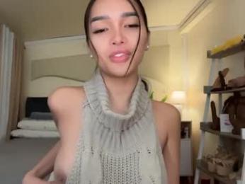 _agatha69_ webcam model stream image