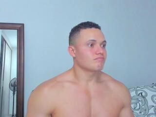 Levi Shane webcam model stream image