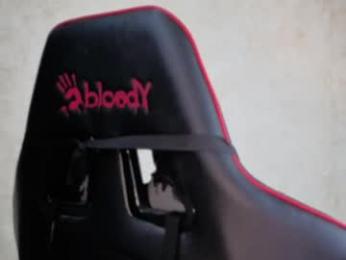 touch_me8 webcam model stream image