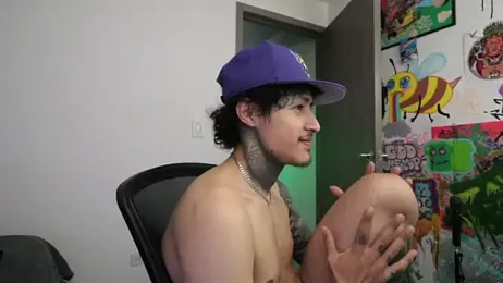 trieone webcam model stream image