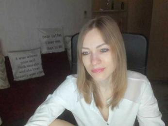 SilviaSweet webcam model stream image