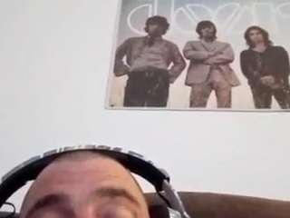 ilikehugeboobs361 webcam camsoda model stream image