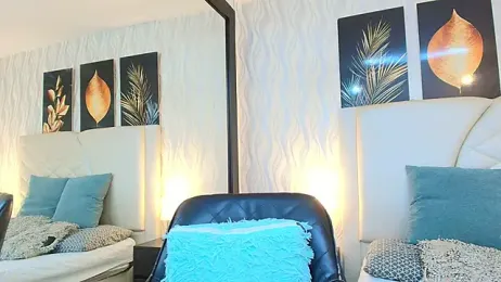 Lean_Portman webcam model stream image