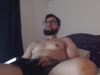 Chrys Harris webcam model stream image