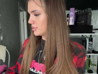 SweetyMia webcam bongacams model stream image