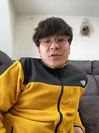 yuuki8910 webcam stripchat model stream image