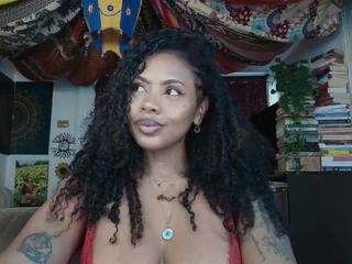 elizagrey webcam camsoda model stream image