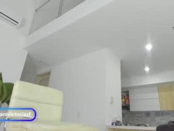 _saravictoria_ webcam model stream image