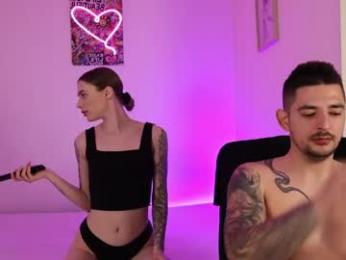 missbeauty_and_thebeast webcam chaturbate model stream image