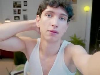 boream_ webcam model stream image