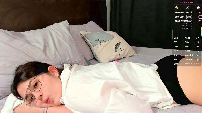 HollisDagan webcam model stream image