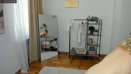 FaaBinaa webcam stripchat model stream image