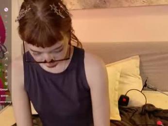 aurora_radiance webcam model stream image