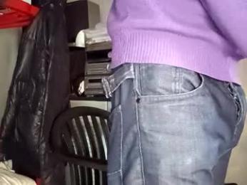 funny_quarantine webcam model stream image