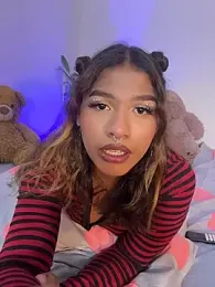 cam11_07 webcam model stream image