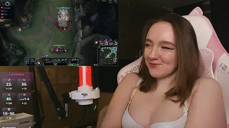 MoonlishSiren webcam model stream image