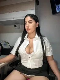 Sofia_Collins- webcam model stream image