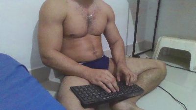 MorenoCarente webcam model stream image