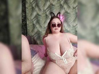 Red-rooms webcam model stream image