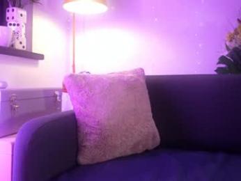 littlee33 webcam chaturbate model stream image