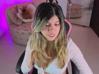 nataasha___ webcam model stream image