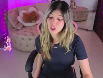 nataasha___ webcam model stream image