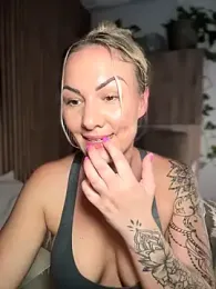 NastyMilf_ webcam model stream image