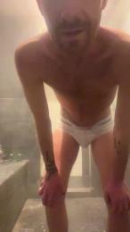 Redoutside webcam model stream image