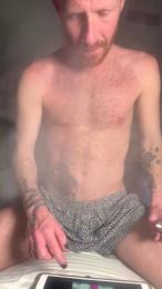 Redoutside webcam model stream image