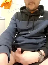 80julien webcam model stream image