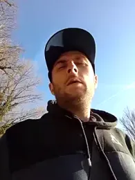 80julien webcam model stream image