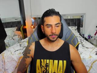 Marc Thompson webcam model stream image