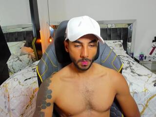 Marc Thompson webcam model stream image