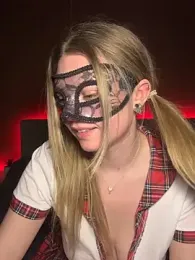 Cherrycolada webcam model stream image