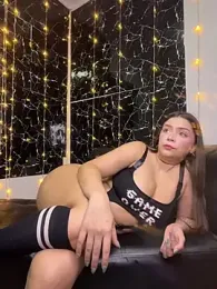 Fitkitten webcam stripchat model stream image