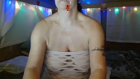 Sylly webcam model stream image