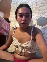 youryummybaby webcam stripchat model stream image