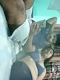 Desiyoungcouple15 webcam model stream image