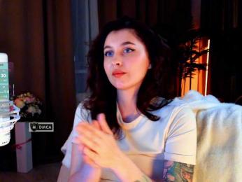 HoneyCherry webcam bongacams model stream image