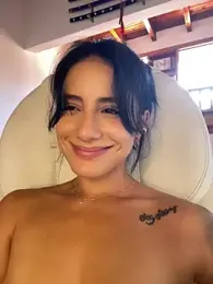 Ale_Lewis webcam model stream image